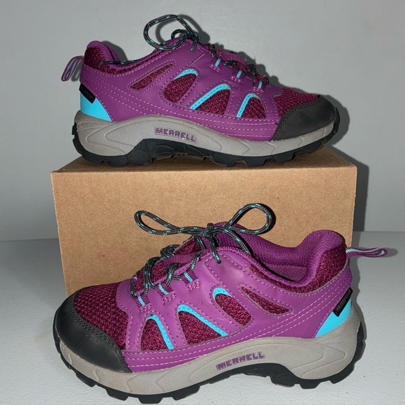 Merrell Other - Merrell Oak Creek Waterproof Low Hiking Shoes Little Girls Size 13 M